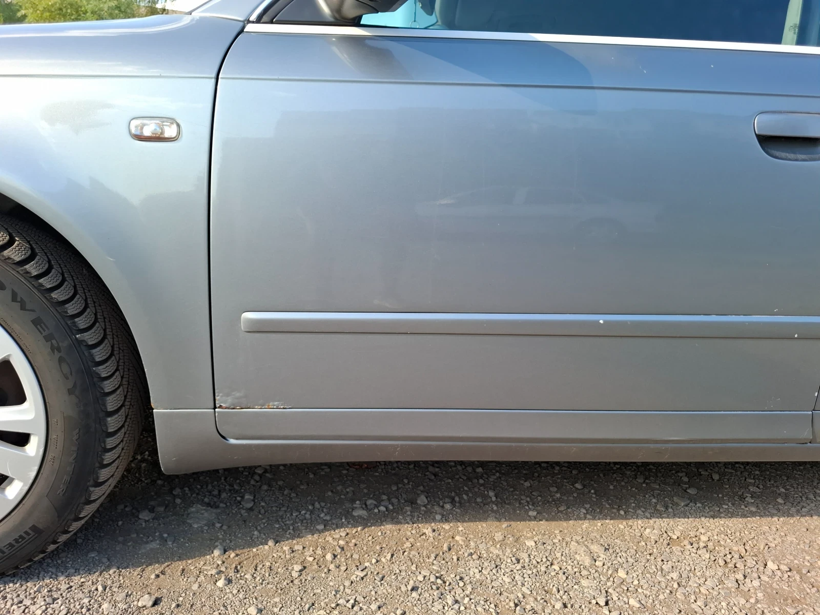 Audi A4 2.0TDI, снимка 8 - Автомобили и джипове - 55645454