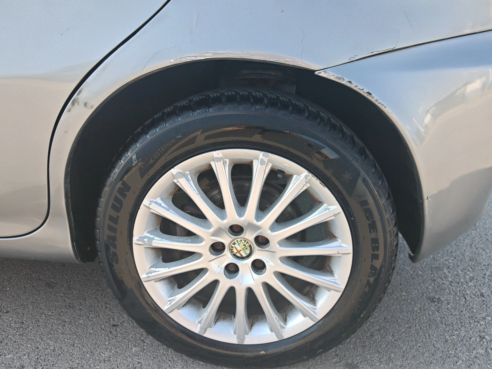 Alfa Romeo 147 JTDm, снимка 15 - Автомобили и джипове - 55955098