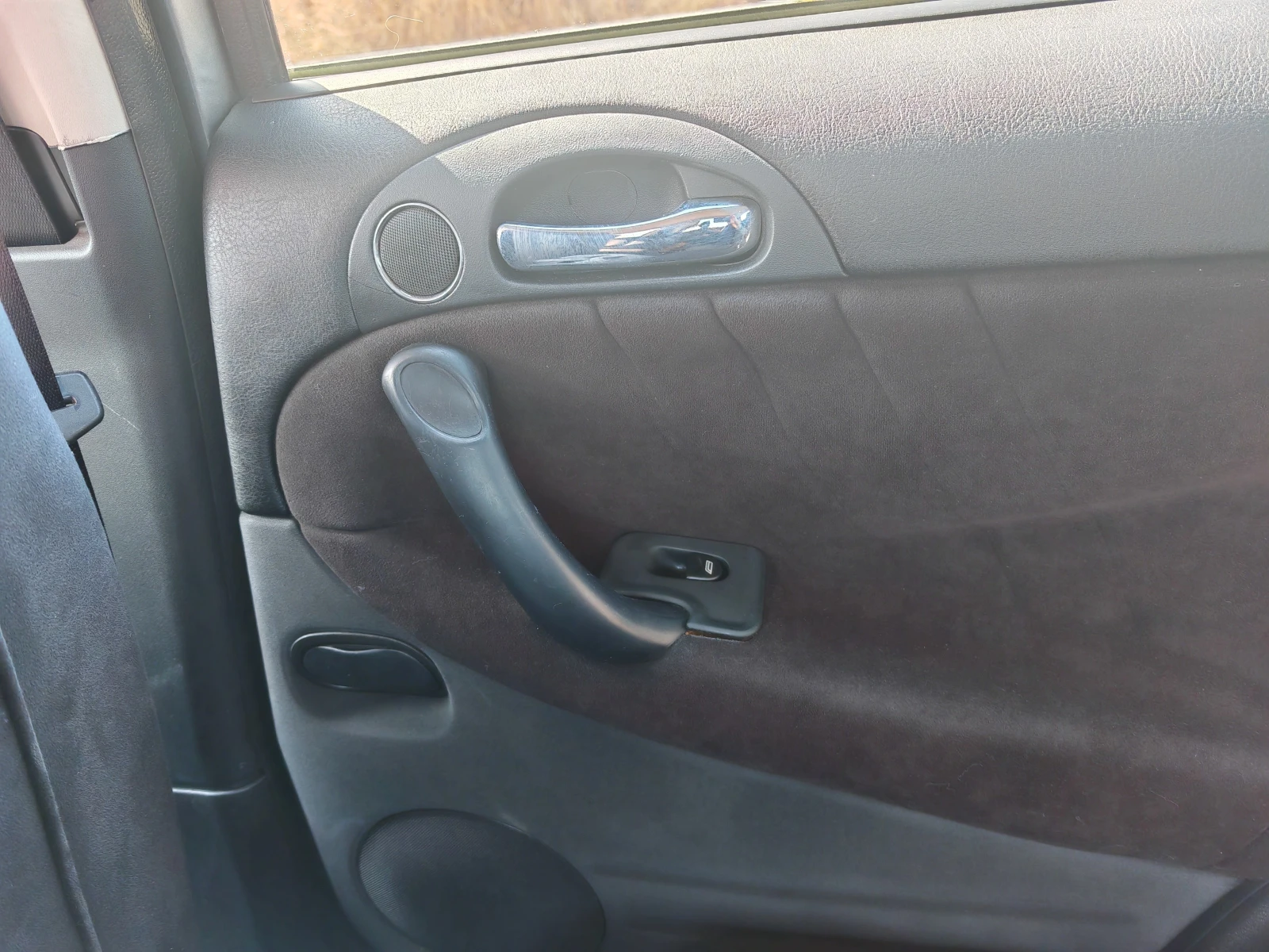 Alfa Romeo 147 JTDm, снимка 13 - Автомобили и джипове - 55955098