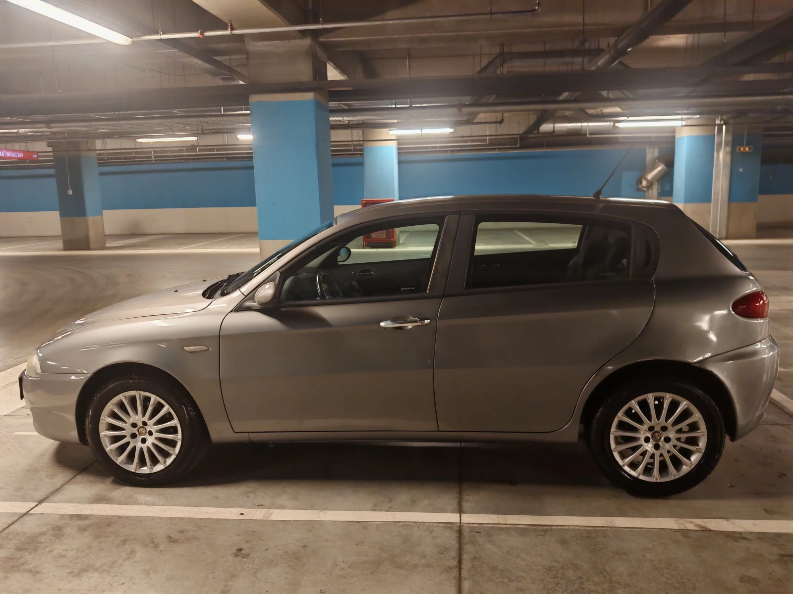 Alfa Romeo 147 JTDm, снимка 7 - Автомобили и джипове - 55955098