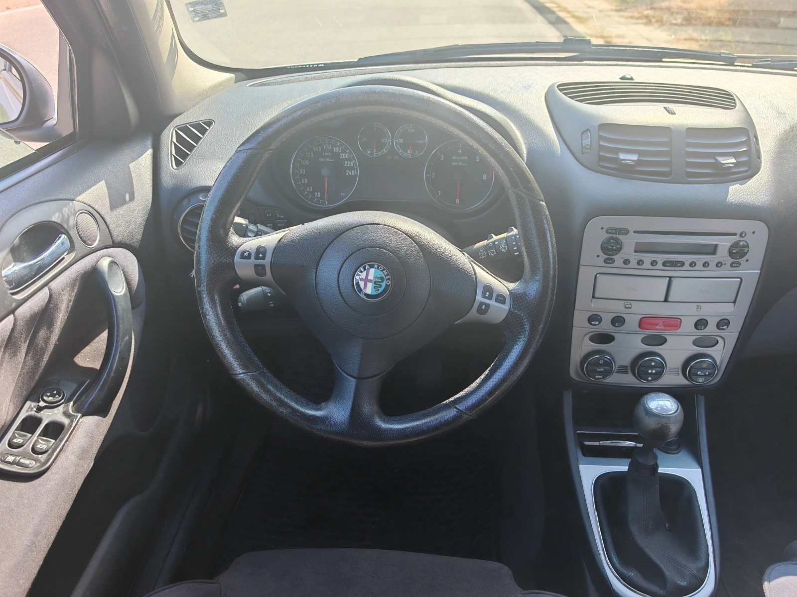Alfa Romeo 147 JTDm, снимка 9 - Автомобили и джипове - 55955098