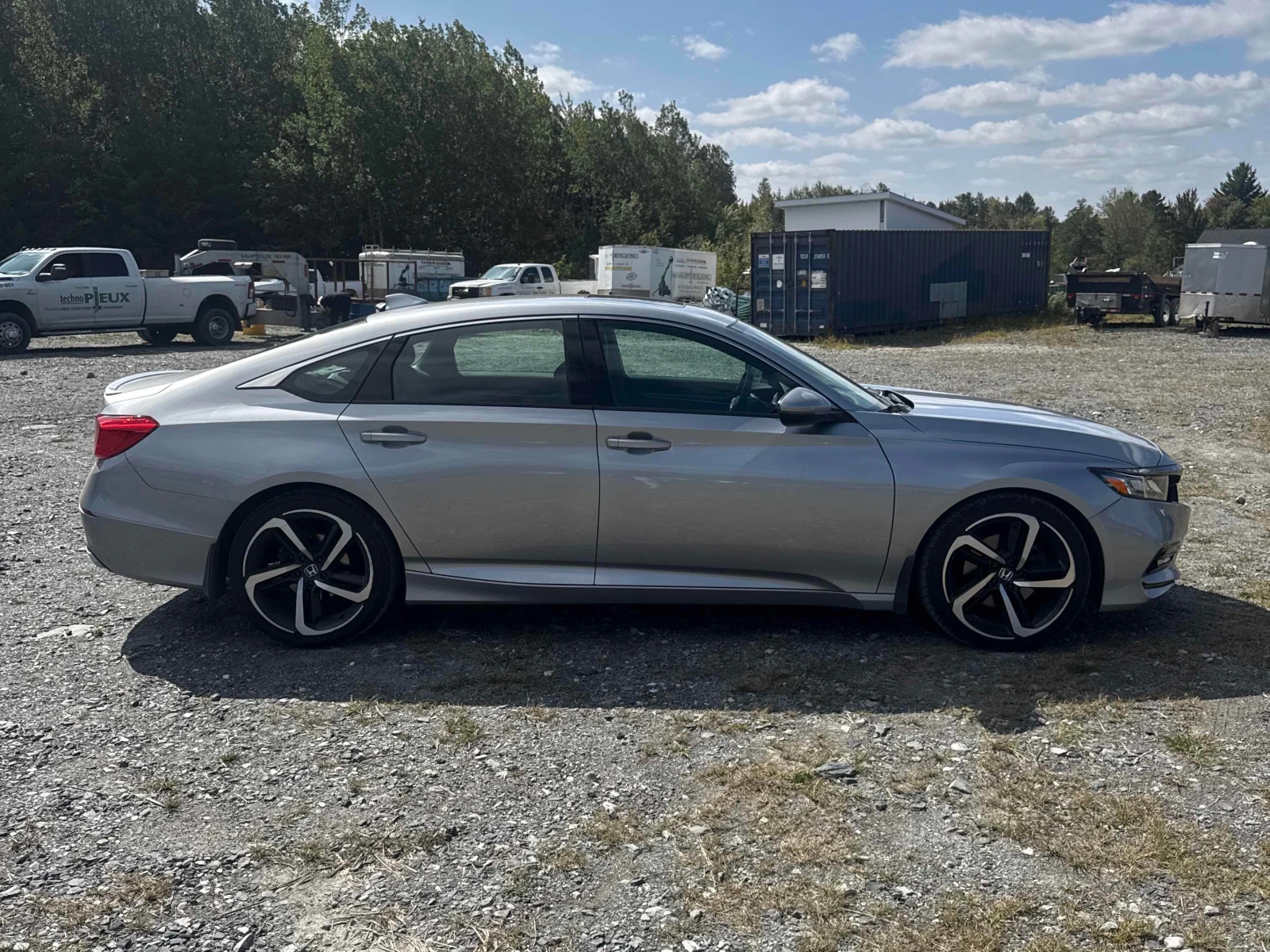 Honda Accord * Sport * CARFAX * ОПЦИЯ ЗА ФИНАНСИРАНЕ , снимка 16 - Автомобили и джипове - 56071855