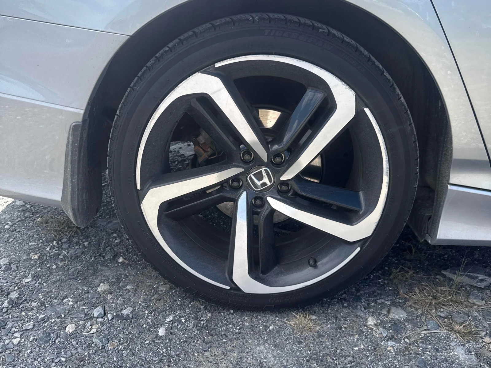 Honda Accord * Sport * CARFAX * ОПЦИЯ ЗА ФИНАНСИРАНЕ , снимка 7 - Автомобили и джипове - 56071855