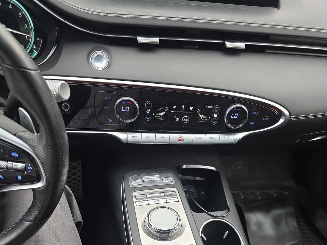 Genesis GV70 * 3.5T Sport Plus * АВТОКРЕДИТ* , снимка 9 - Автомобили и джипове - 56267781