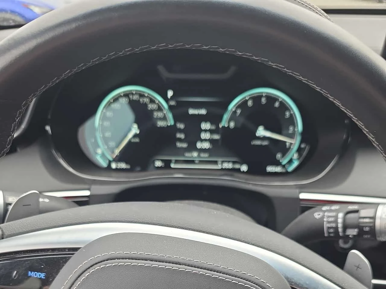 Genesis GV70 * 3.5T Sport Plus * АВТОКРЕДИТ* , снимка 8 - Автомобили и джипове - 56267781