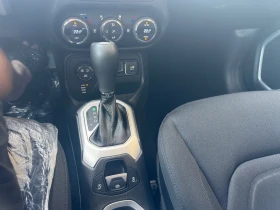 Jeep Renegade 2.0multiJet 4x4 Automatic Navi Panorama Limited!  | Auto.bg — изображение 14
