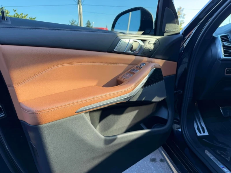 BMW X7 * M50i * CARFAX * БЕЗ ПЪРВОНАЧАЛНА ВНОСКА, снимка 13 - Автомобили и джипове - 53254328