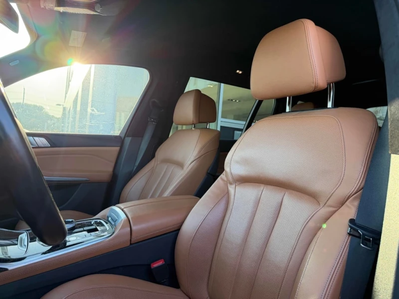 BMW X7 * M50i * CARFAX * БЕЗ ПЪРВОНАЧАЛНА ВНОСКА, снимка 11 - Автомобили и джипове - 53254328