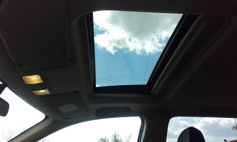 Mitsubishi Outlander 2.2 D-ID Instyle+ , снимка 7 - Автомобили и джипове - 53498837