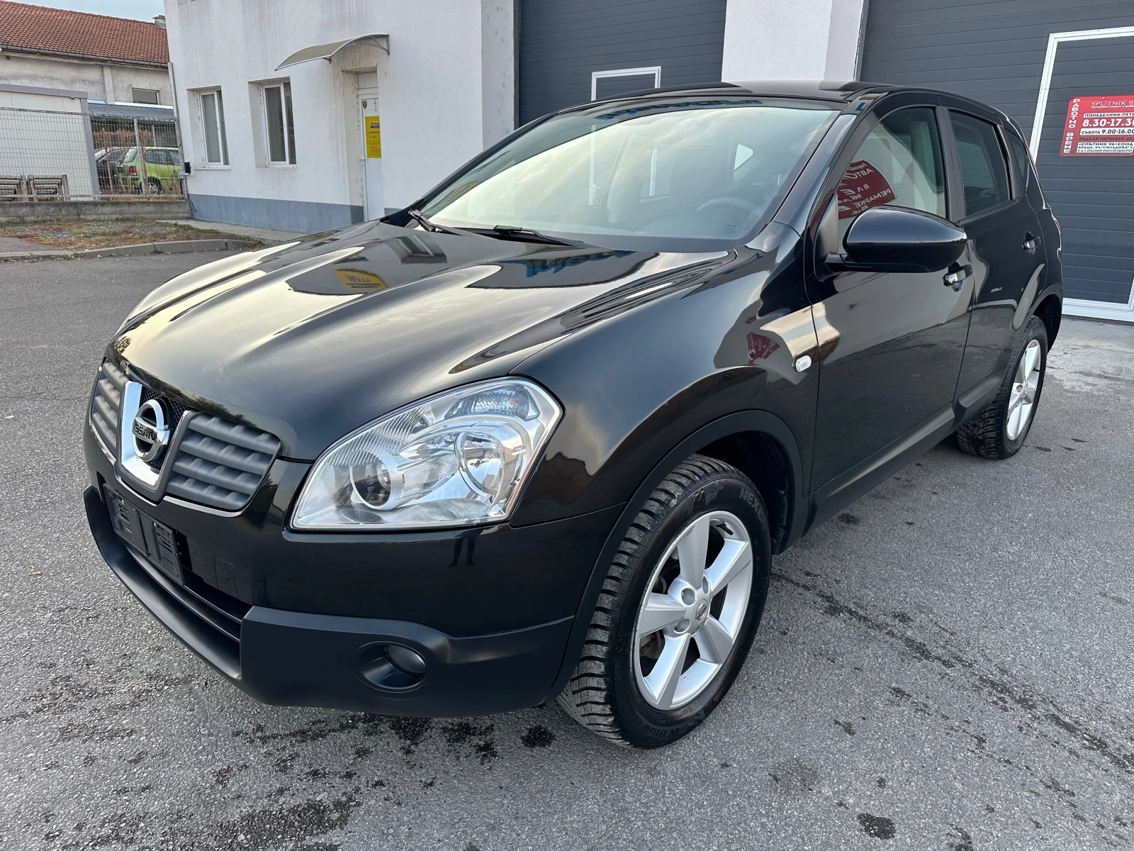 Nissan Qashqai 2.0dCi 4x4 Италия - изображение 3