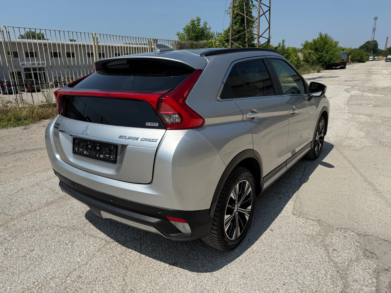 Mitsubishi Eclipse Cross 1.5T 4x4 Diamond - изображение 3