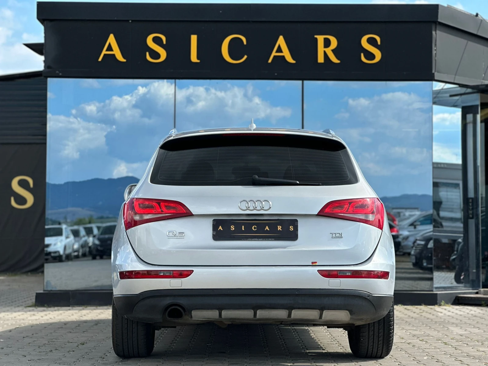 Audi Q5 / 2.0 TDI / 143 HP / QUATTRO / РЕГИСТРИРАН / TOP / - изображение 4