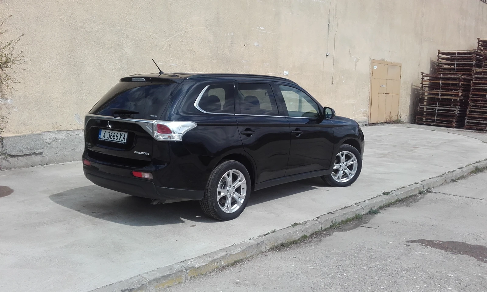Mitsubishi Outlander 2.2 D-ID Instyle+  | Mobile.bg � ����������� 1