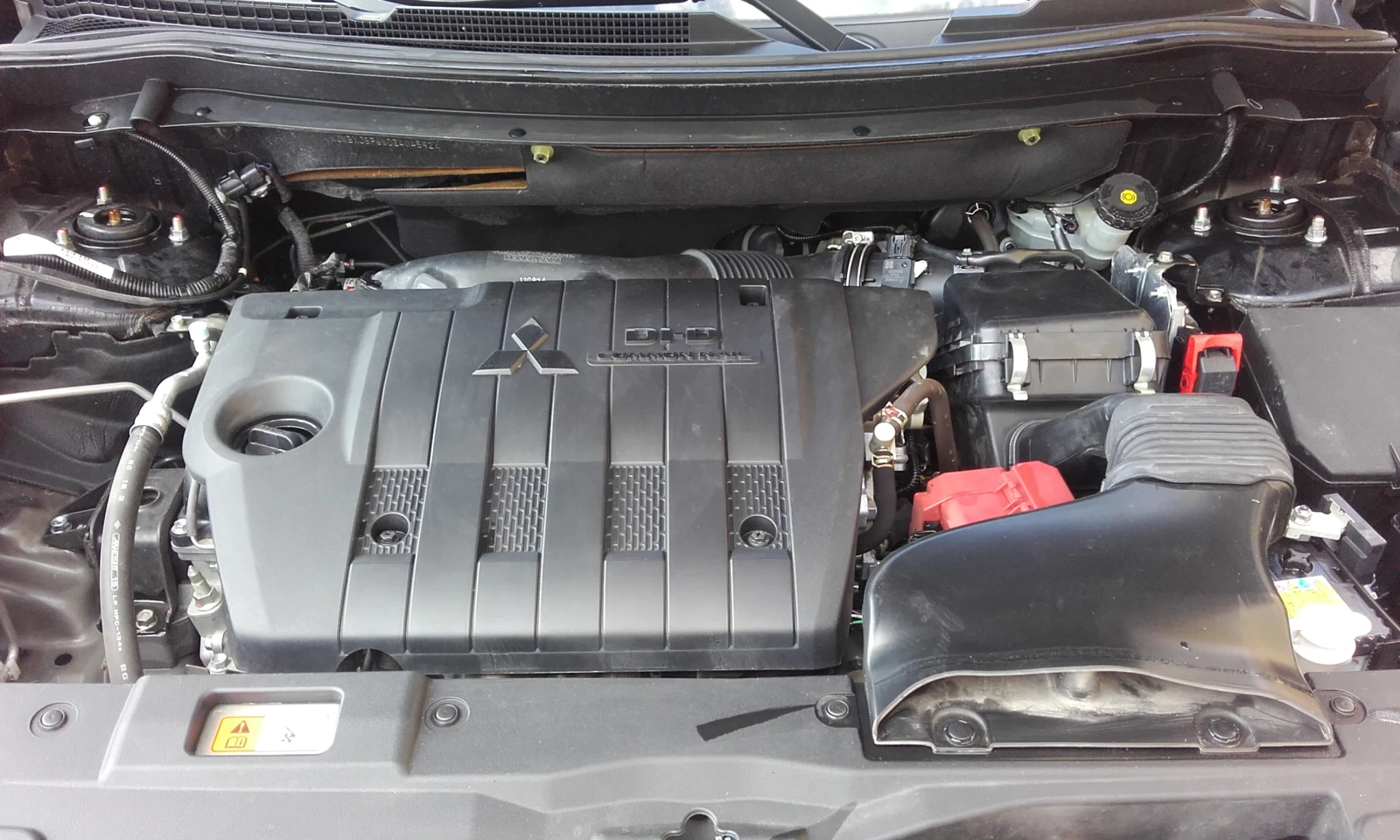 Mitsubishi Outlander 2.2 D-ID Instyle+  - изображение 5