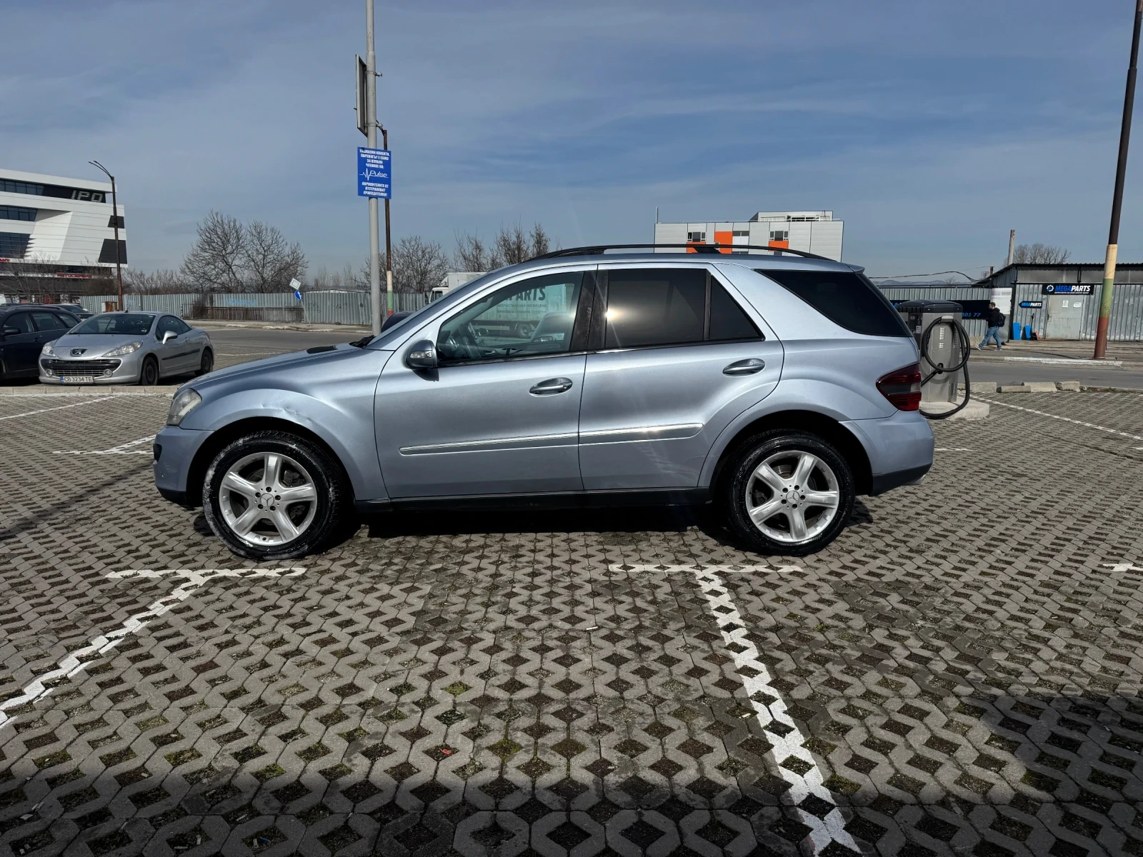 Mercedes-Benz ML 320 Въздух 4х4 2 ри Собственик - изображение 8