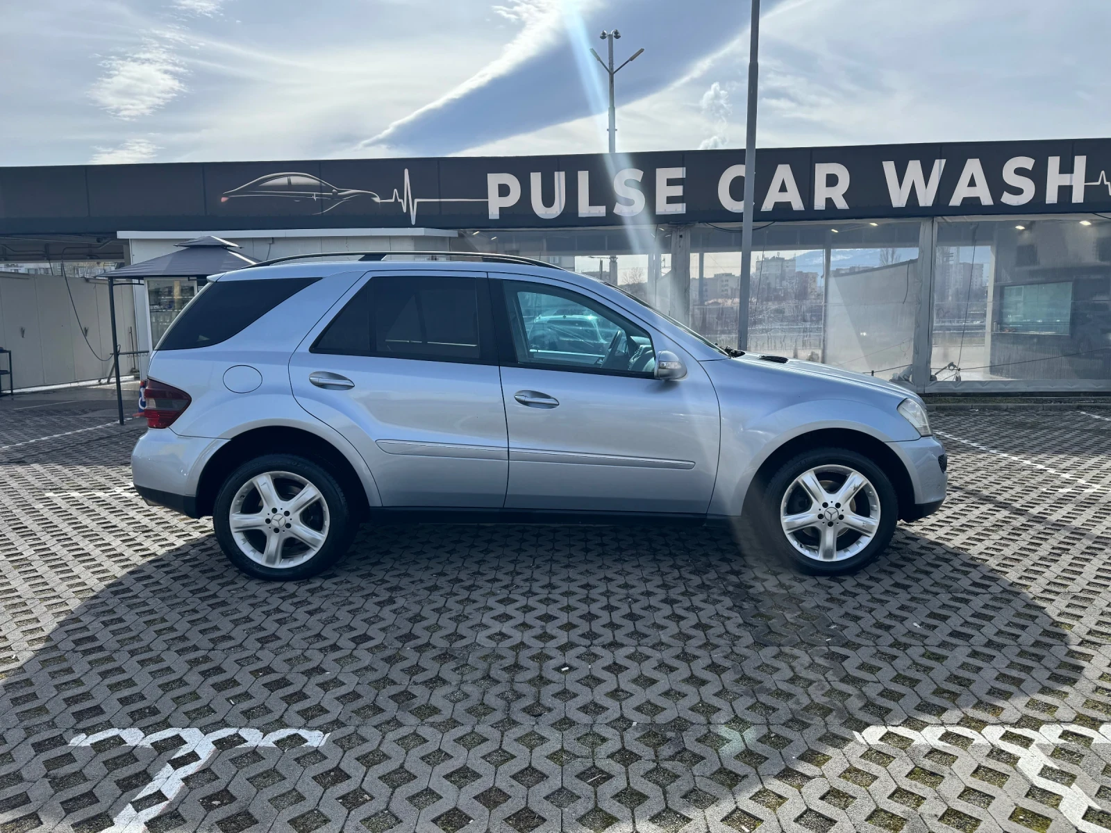 Mercedes-Benz ML 320 Въздух 4х4 2 ри Собственик - изображение 4