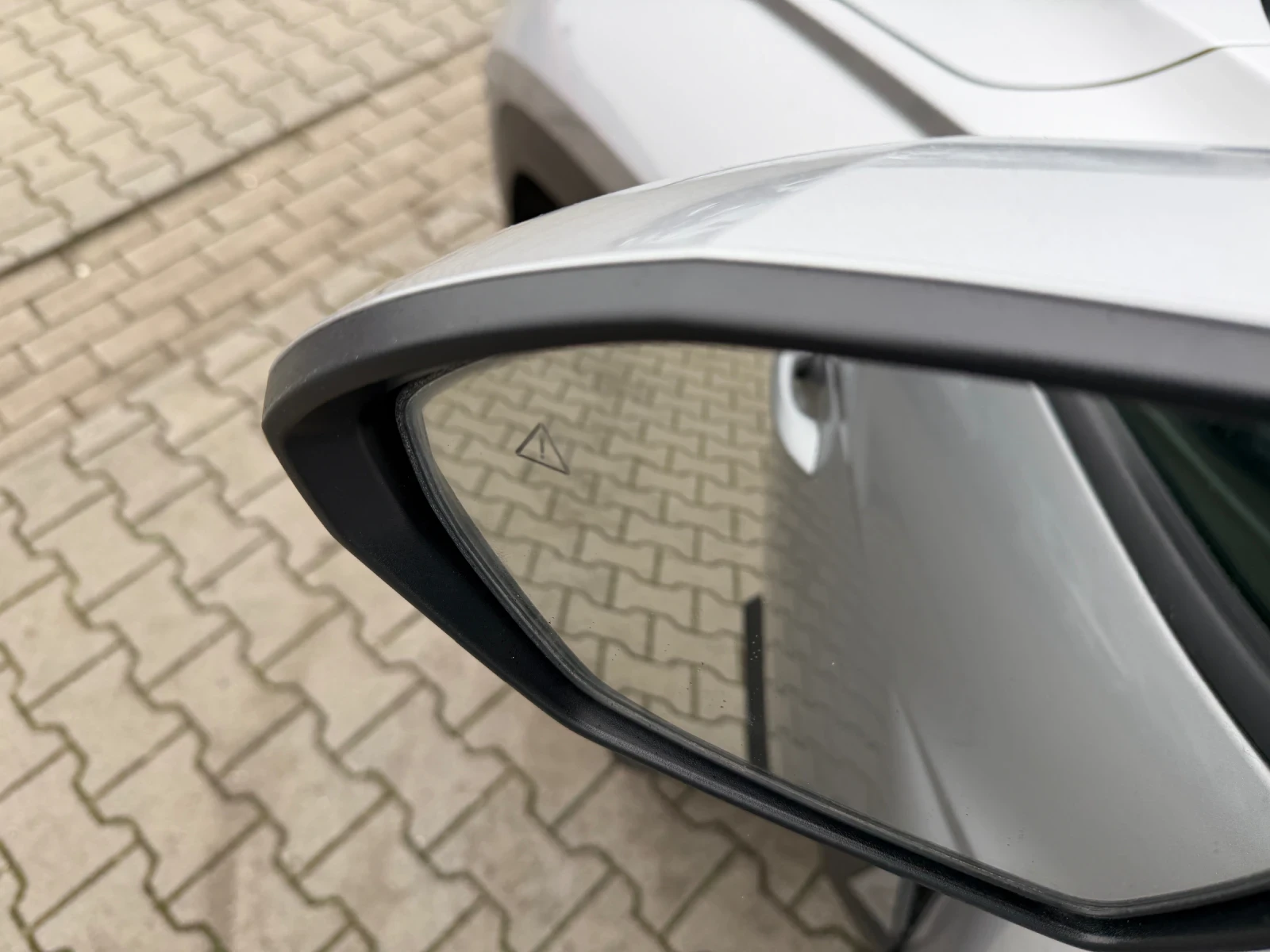 Hyundai Tucson, снимка 16 - Автомобили и джипове - 53983293