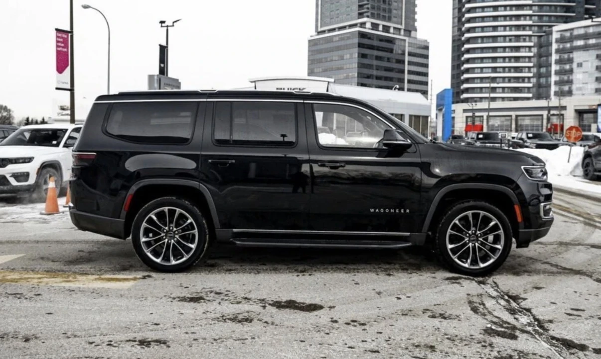 Jeep Grand Wagoneer 5.7 HEMI * ��������� * ���� ���� * TV * Carplay *  | Mobile.bg � ����������� 4