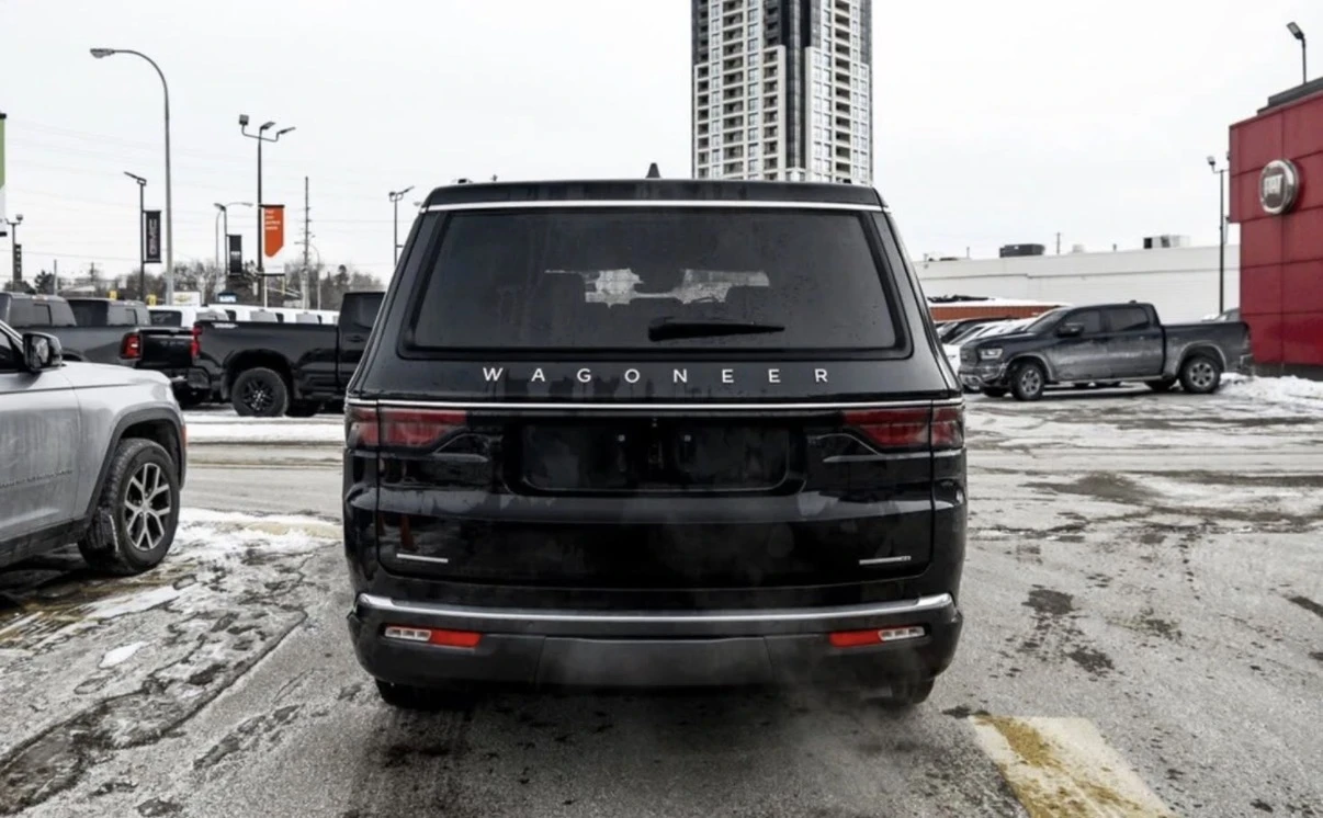 Jeep Grand Wagoneer 5.7 HEMI * ��������� * ���� ���� * TV * Carplay *  | Mobile.bg � ����������� 5