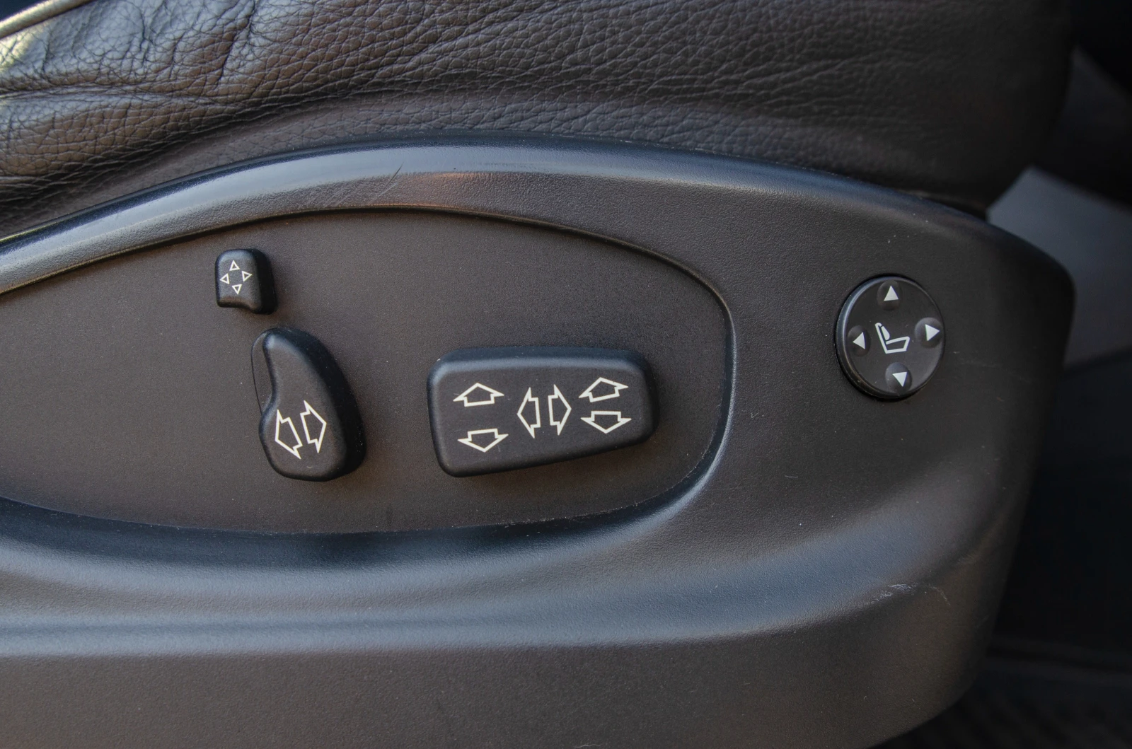 BMW X5 4.4 B6 Брониран, снимка 10 - Автомобили и джипове - 54292928