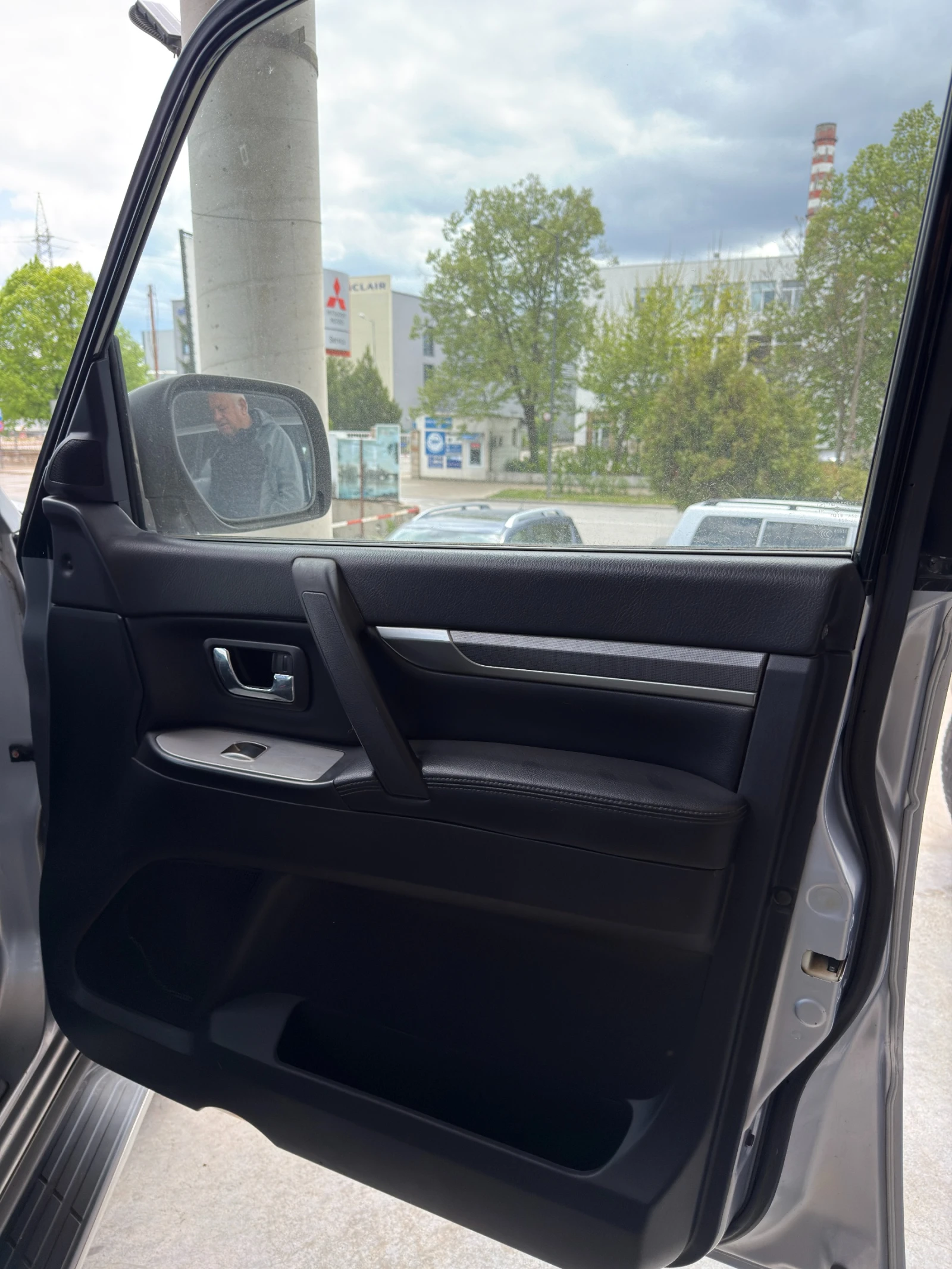 Mitsubishi Pajero 3.2 DI-D 4X4, Внос от Германия и Гранция , снимка 10 - Автомобили и джипове - 54771544