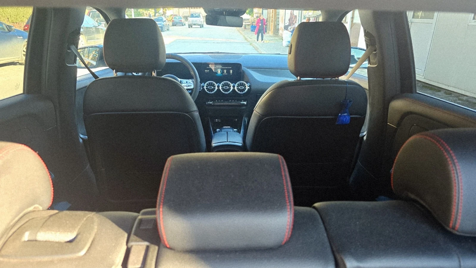 Mercedes-Benz GLA 250, снимка 10 - Автомобили и джипове - 54777652