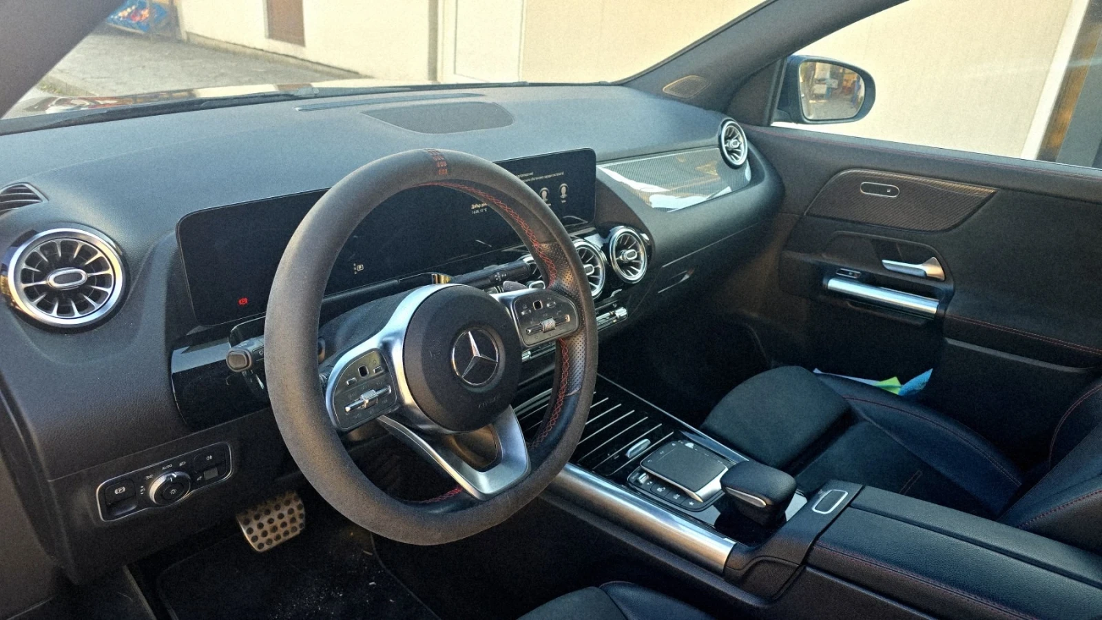 Mercedes-Benz GLA 250, снимка 15 - Автомобили и джипове - 54777652
