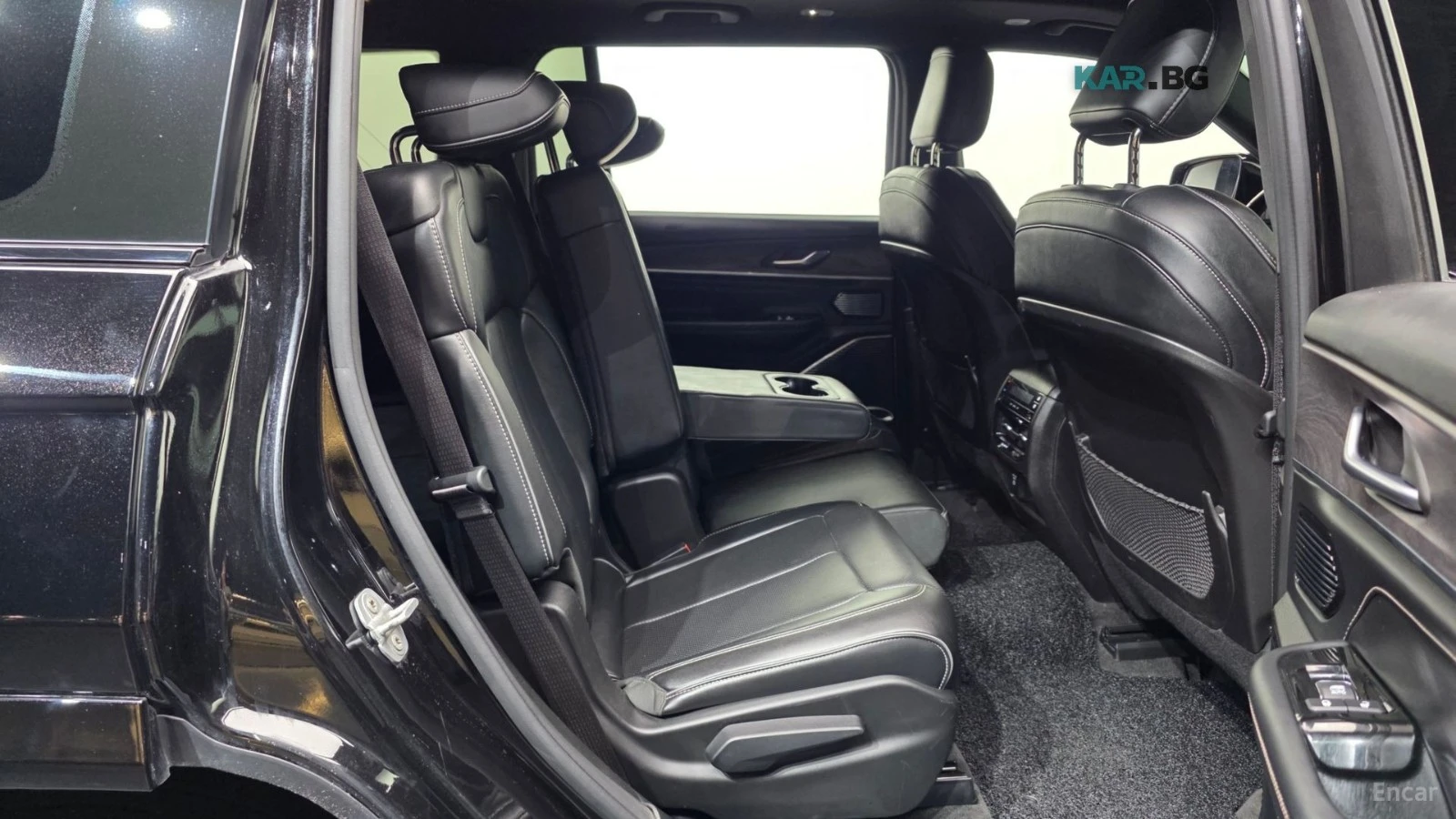 Jeep Grand cherokee L* 3.6* OVERLAND* 360* PANO* ПОДГРЕВ* ОБДУХВАНЕ* , снимка 11 - Автомобили и джипове - 55708378