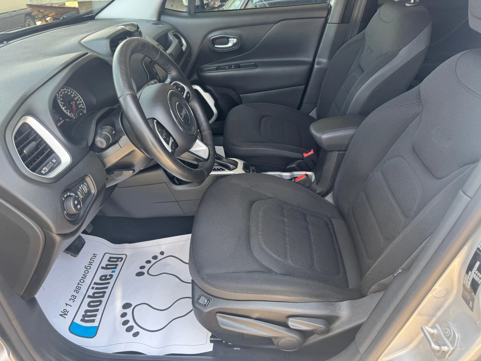 Jeep Renegade 2.0multiJet 4x4 Automatic Navi Panorama Limited! , снимка 9 - Автомобили и джипове - 55724932