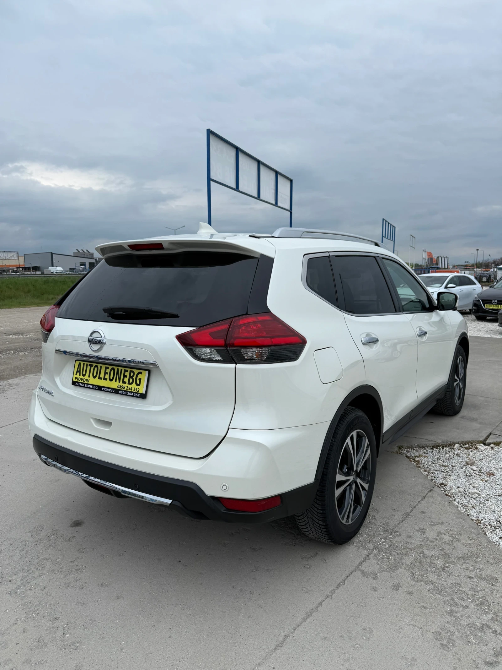 Nissan X-trail 1.6 N-CONNECTA FACELIFT, снимка 6 - Автомобили и джипове - 55787942