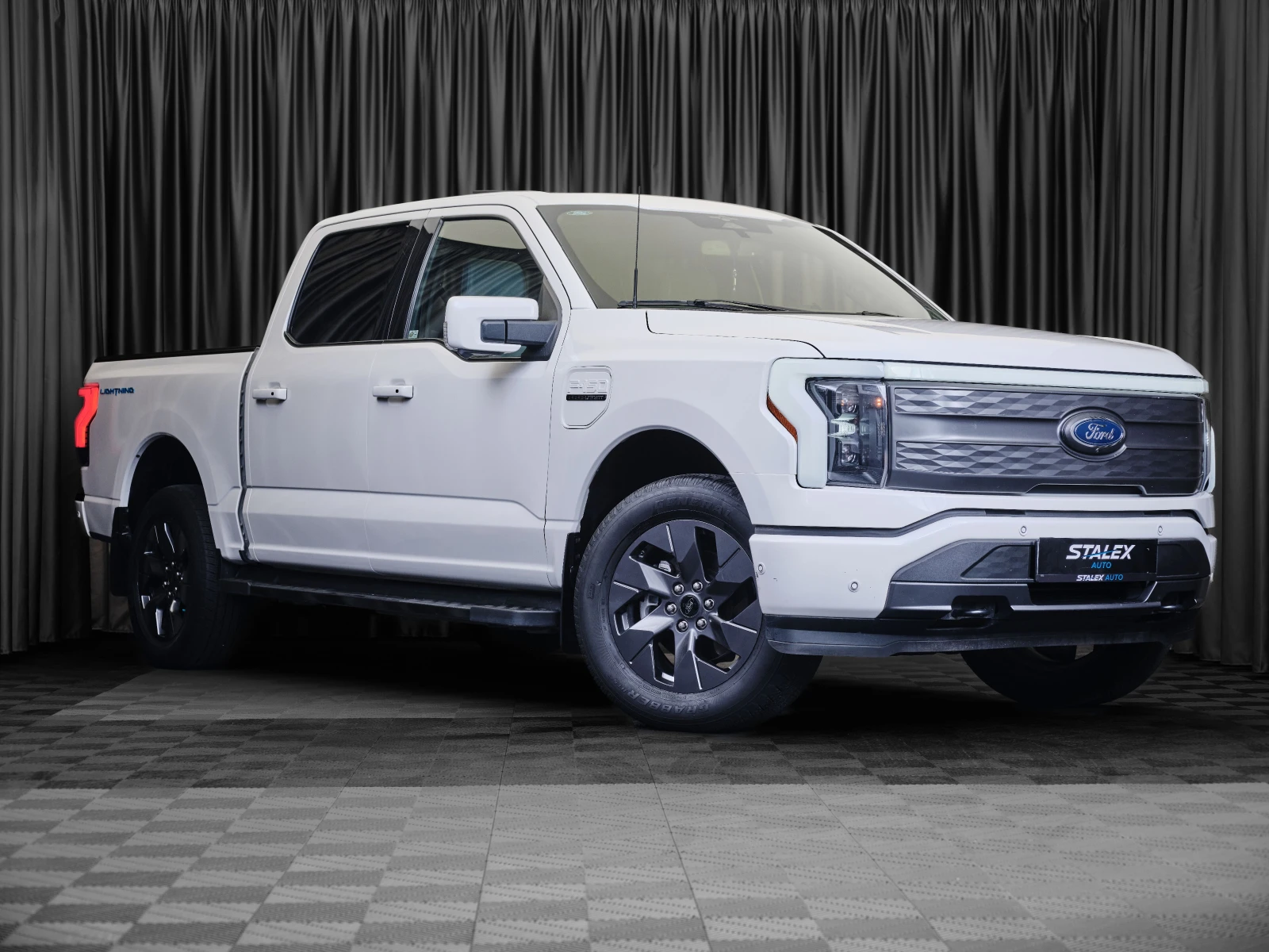 Ford F150 Lighting / Extended Range   131 kWh | Mobile.bg � ����������� 3