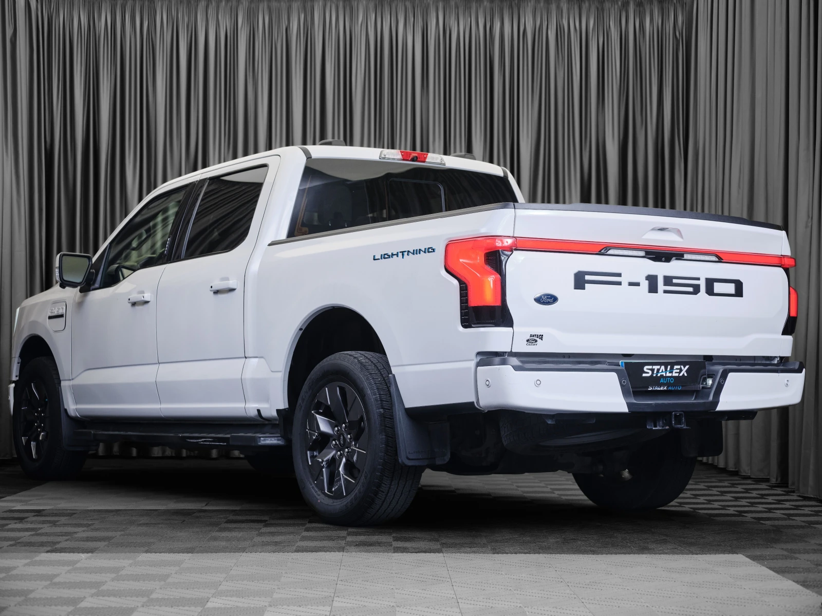 Ford F150 Lighting / Extended Range   131 kWh | Mobile.bg � ����������� 6