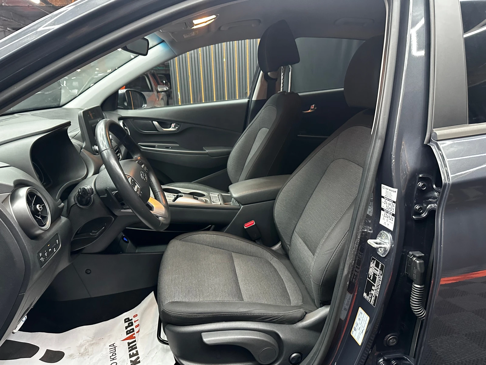 Hyundai Kona 64kw/204hp/XLine/96000км, снимка 7 - Автомобили и джипове - 56124062