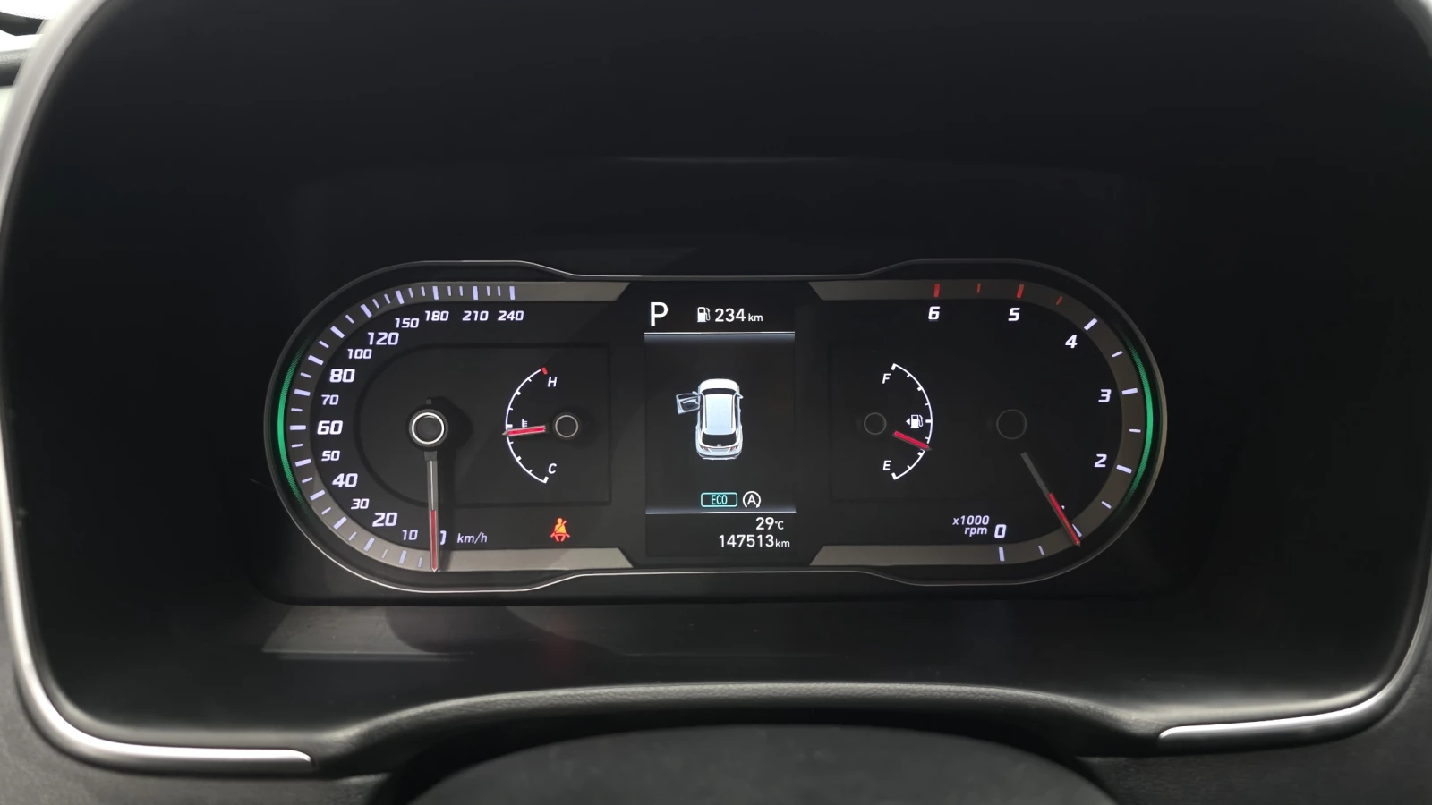 Hyundai Tucson Diesel 2.0 2WD autogeorge.com, снимка 12 - Автомобили и джипове - 56136982