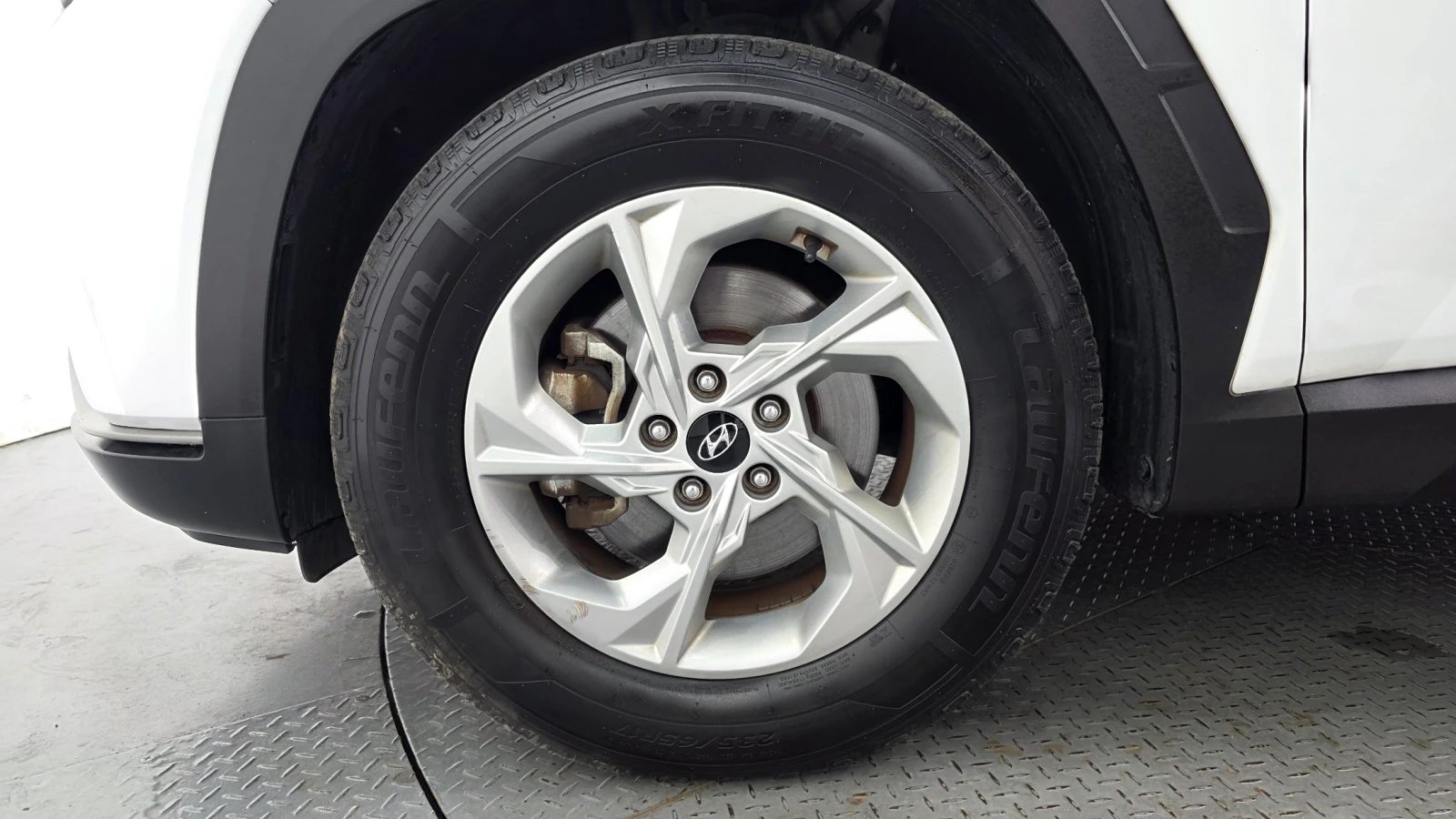 Hyundai Tucson Diesel 2.0 2WD autogeorge.com, снимка 8 - Автомобили и джипове - 56136982