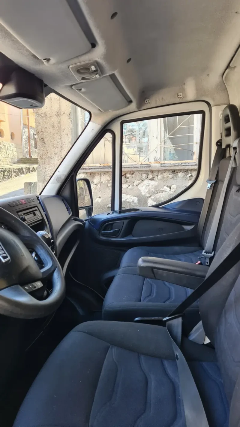 Iveco Daily 35S14, снимка 14 - Бусове и автобуси - 48507505