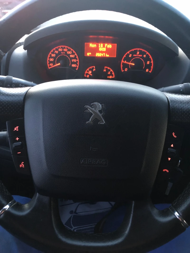 Peugeot Boxer Дълга база Н2, снимка 12 - Бусове и автобуси - 53521188