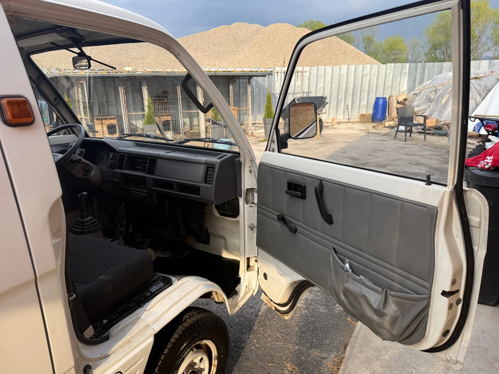Suzuki Carry 1000 Бензин!44 кс!, снимка 9 - Бусове и автобуси - 54442038
