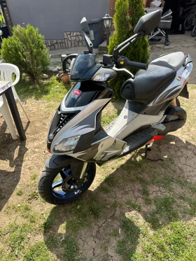 Обява за продажба на Aprilia Sr РЕГИСТРИРАН  ~1 000 лв. - изображение 1