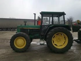 Трактор John Deere 3140, снимка 2
