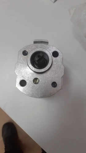 Части за хидравлика, снимка 12