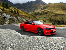 Dodge Charger SRT, снимка 1