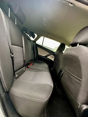 Toyota Avensis 2.0D-4D* NAVI* Keyless-Go* .* * DE | Mobile.bg    13