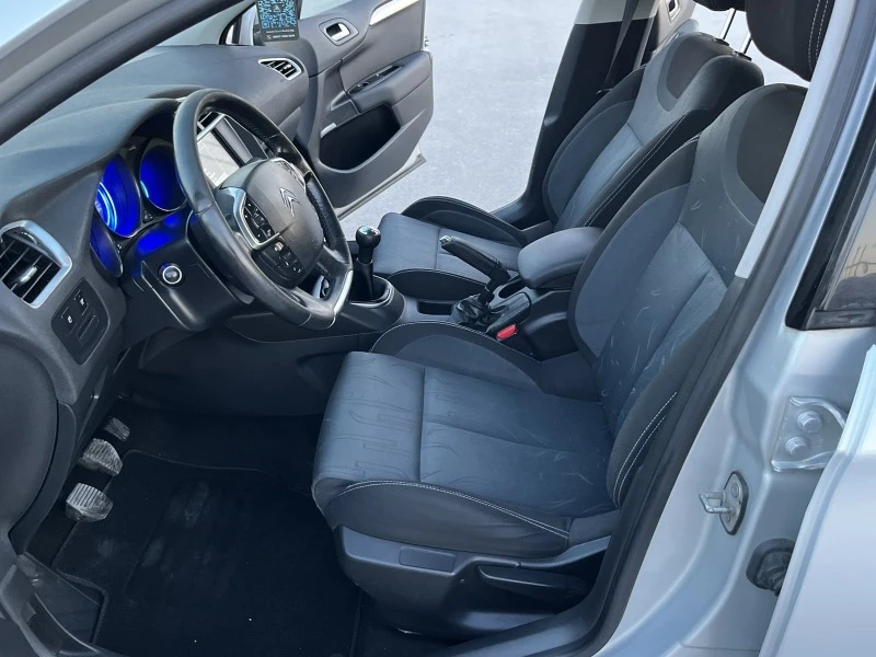 Citroen C4 1.6 HDI 92кс EURO 5В АВТОПИЛОТ, снимка 9 - Автомобили и джипове - 45242854