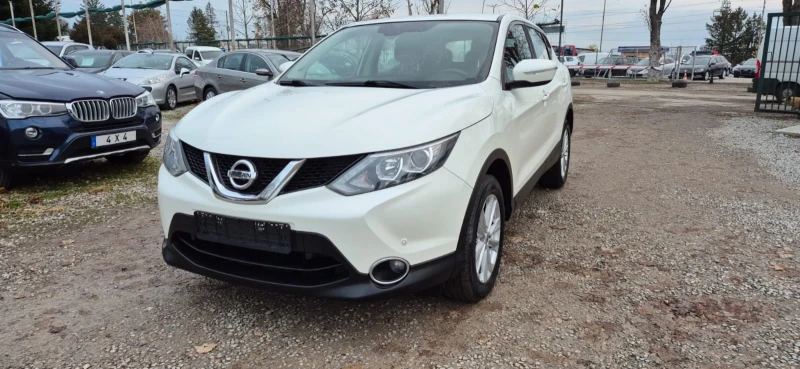 Nissan Qashqai 1.5dci- 6ск., снимка 1 - Автомобили и джипове - 47306930