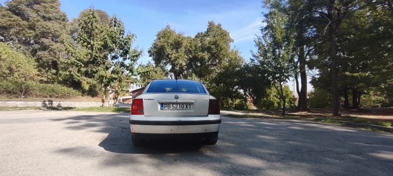 VW Passat 1.9TDI, снимка 8 - Автомобили и джипове - 47596666