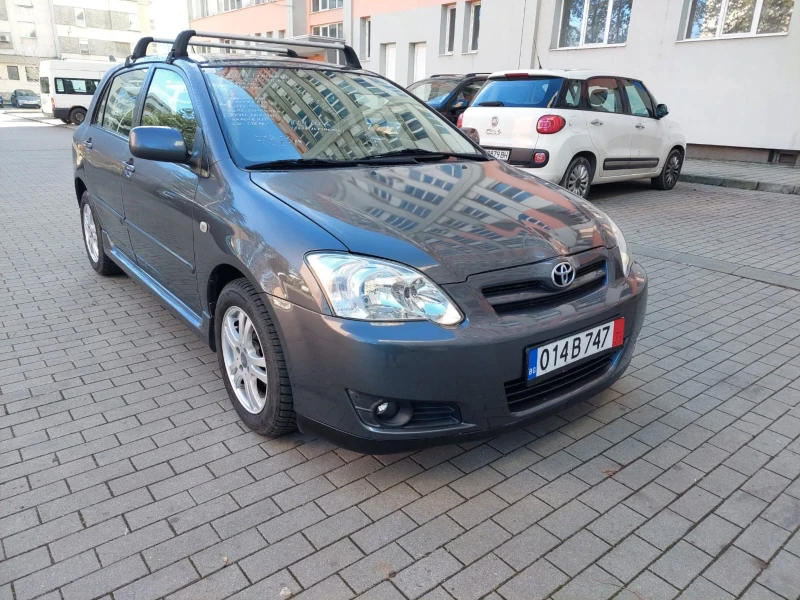 Toyota Corolla 1.4VVTI 104000км, снимка 1 - Автомобили и джипове - 48303730