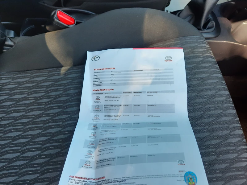 Toyota Yaris, снимка 12 - Автомобили и джипове - 51795028