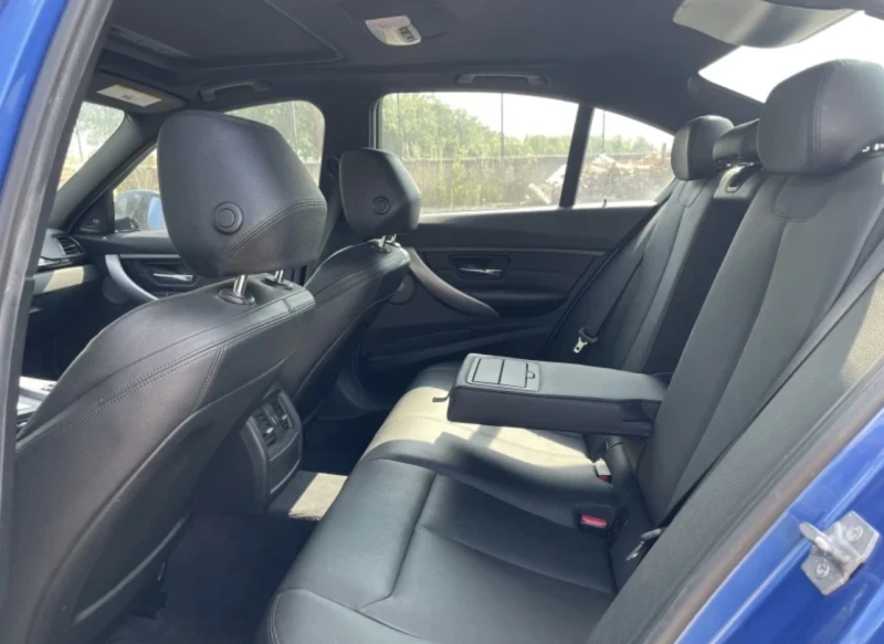 BMW 335, снимка 16 - Автомобили и джипове - 52397193