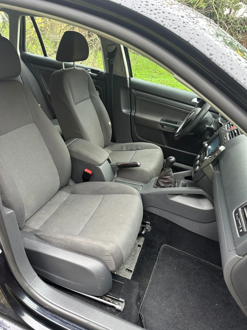 VW Golf 1.9 105, снимка 11 - Автомобили и джипове - 52572498